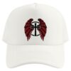 gorra cruz con alas rojas